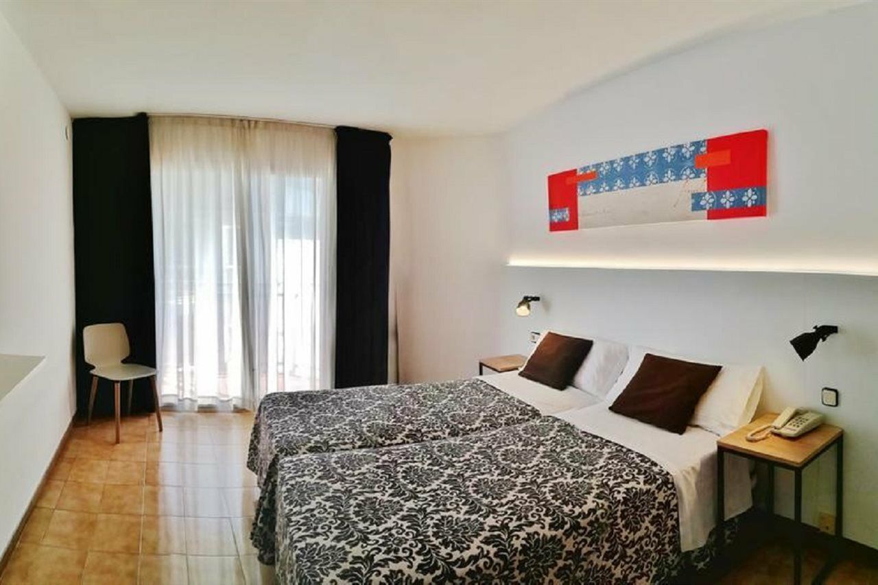 Hotel Miami Calella Eksteriør bilde